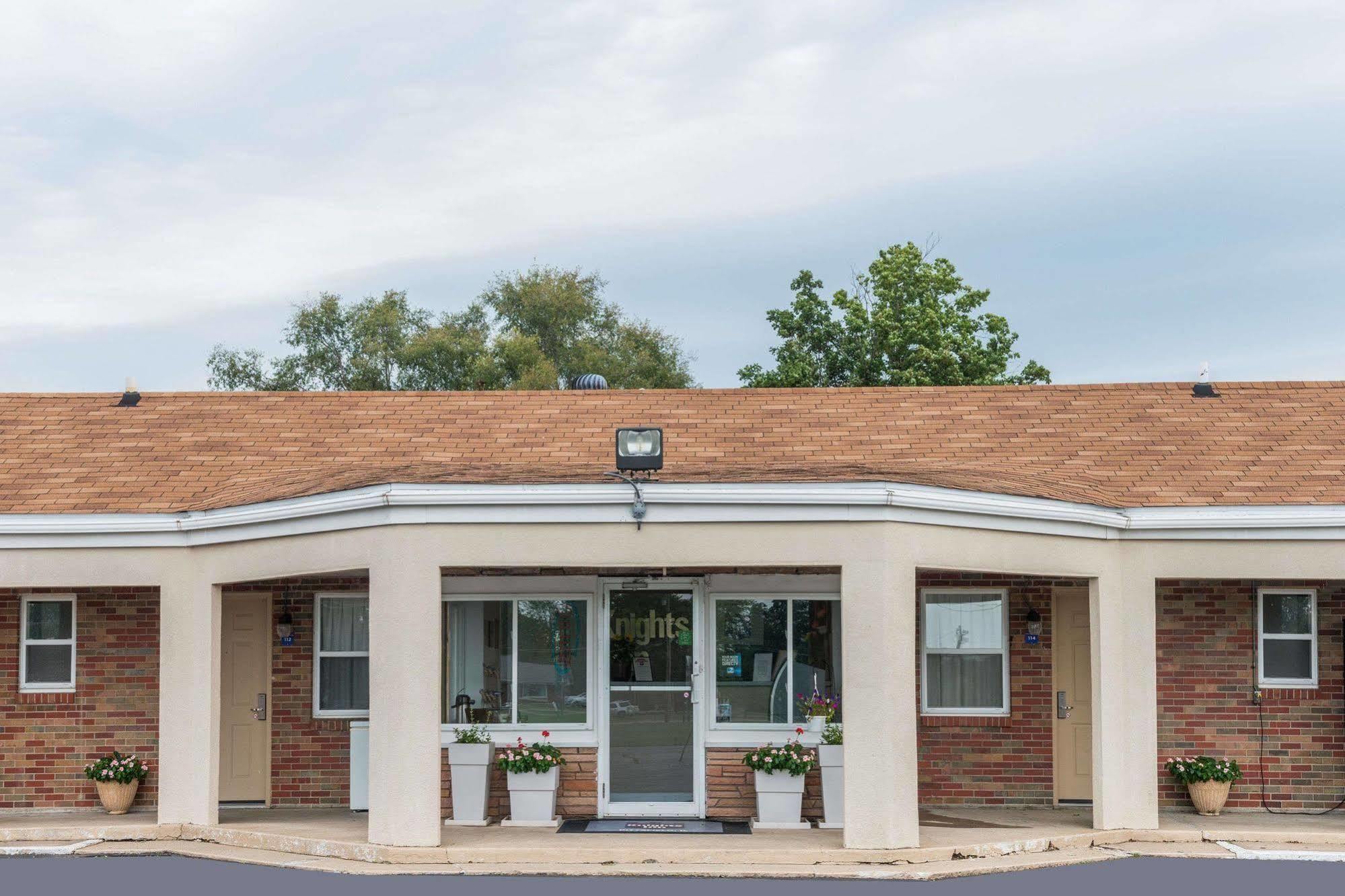Rodeway Inn Pittsfield Exterior foto